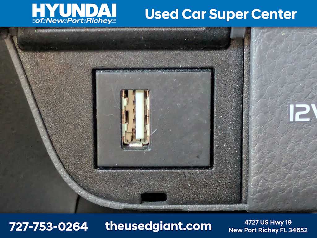 Thumbnail: 2022 Toyota Camry - 24