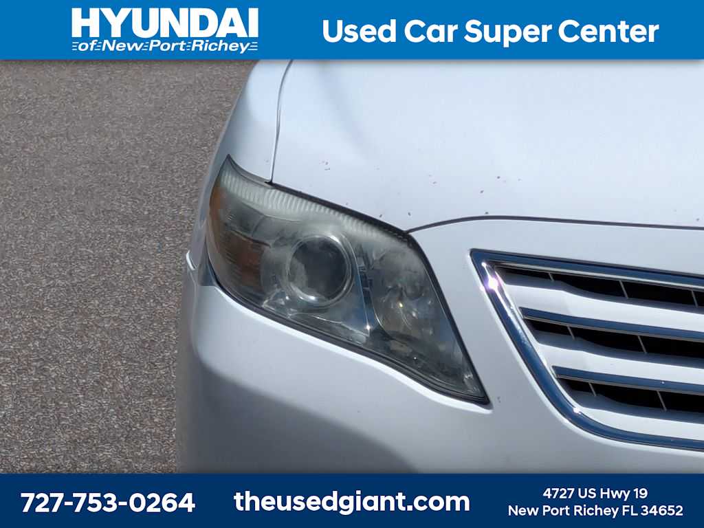 Thumbnail: 2011 Toyota Camry - 9