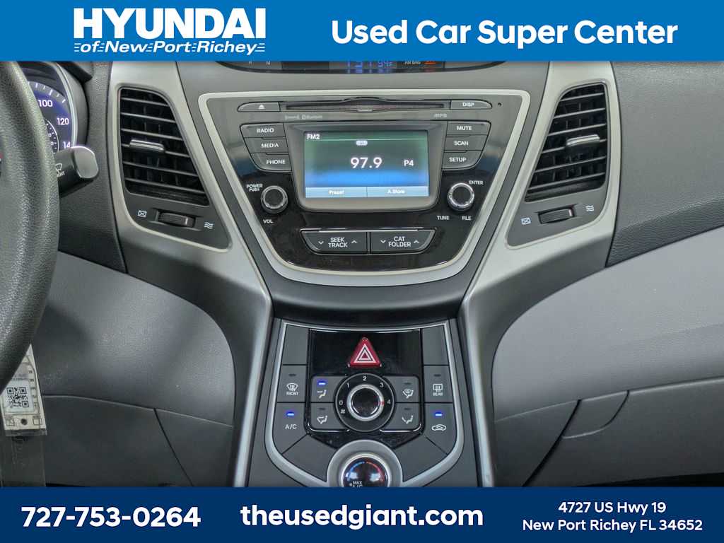 Thumbnail: 2016 Hyundai Elantra - 17