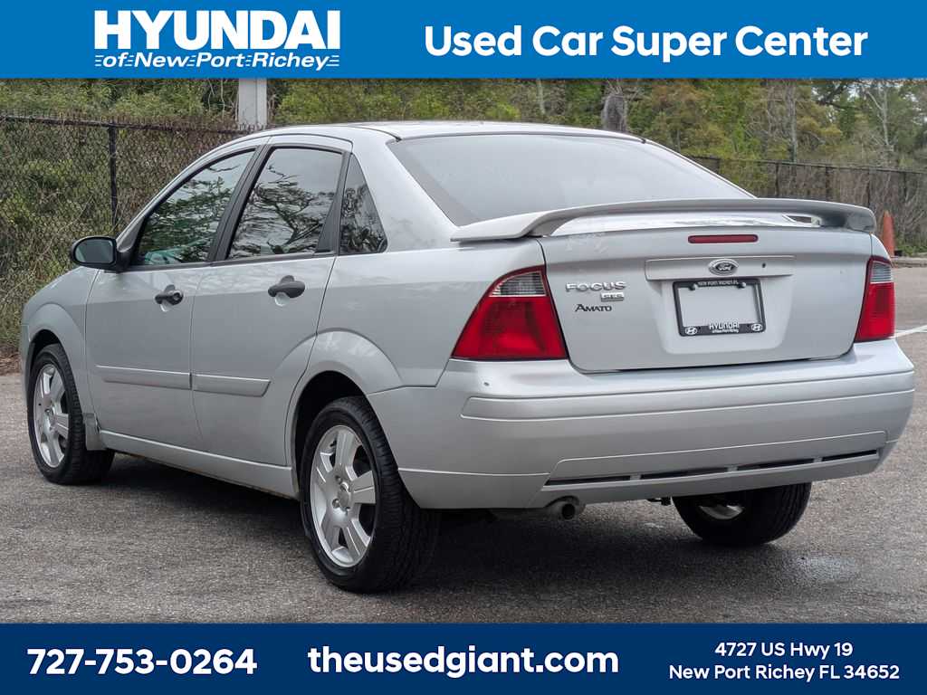 Thumbnail: 2007 Ford Focus - 3