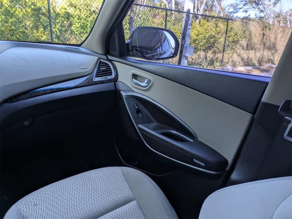 Thumbnail: 2017 Hyundai Santa Fe - 20