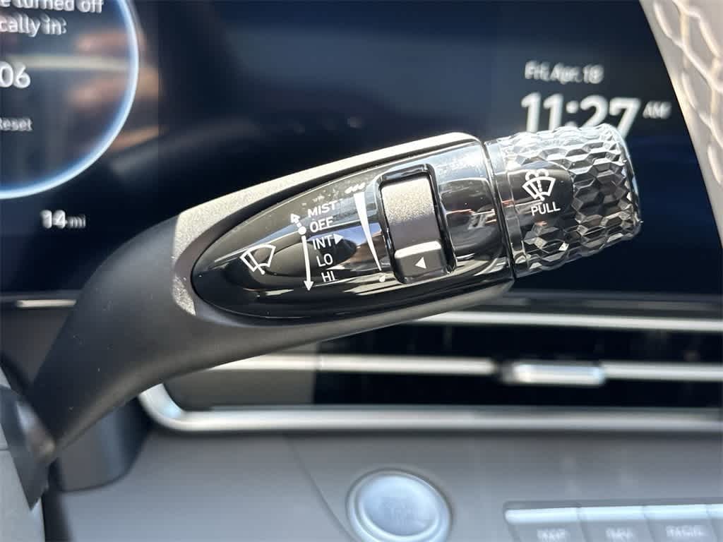 Thumbnail: 2025 Hyundai Elantra - 24