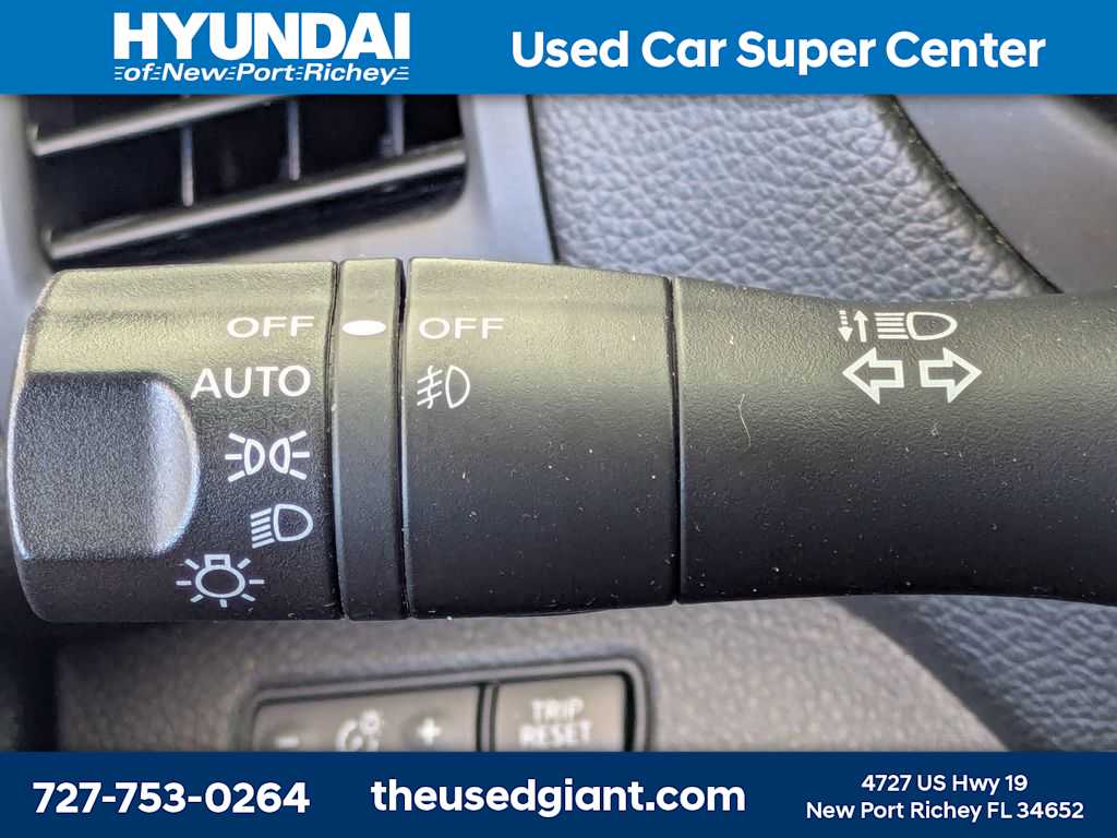 Thumbnail: 2013 Nissan Altima - 32