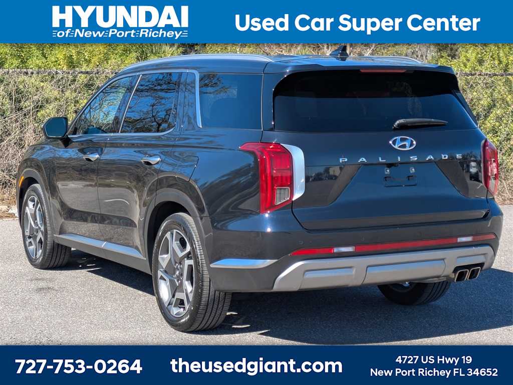 Thumbnail: 2023 Hyundai Palisade - 3