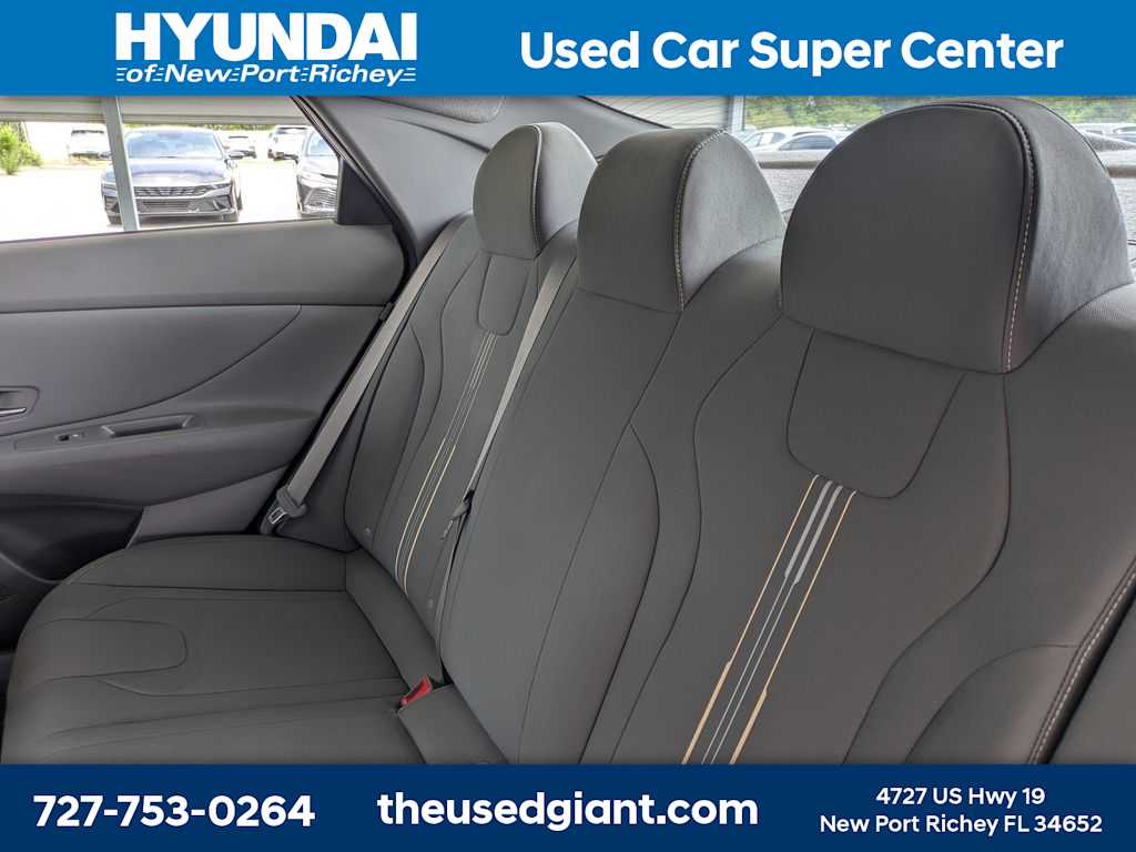 Thumbnail: 2025 Hyundai Elantra - 12