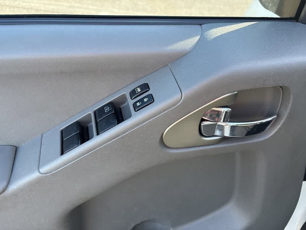 Thumbnail: 2015 Nissan Frontier - 11