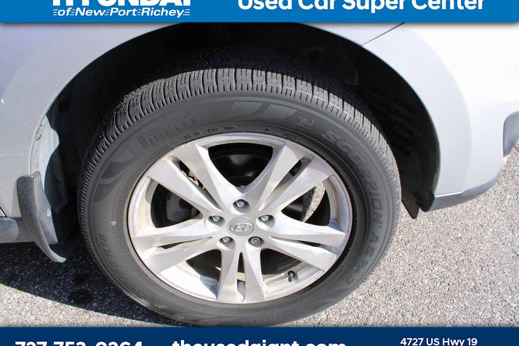 Thumbnail: 2012 Hyundai Santa Fe - 6