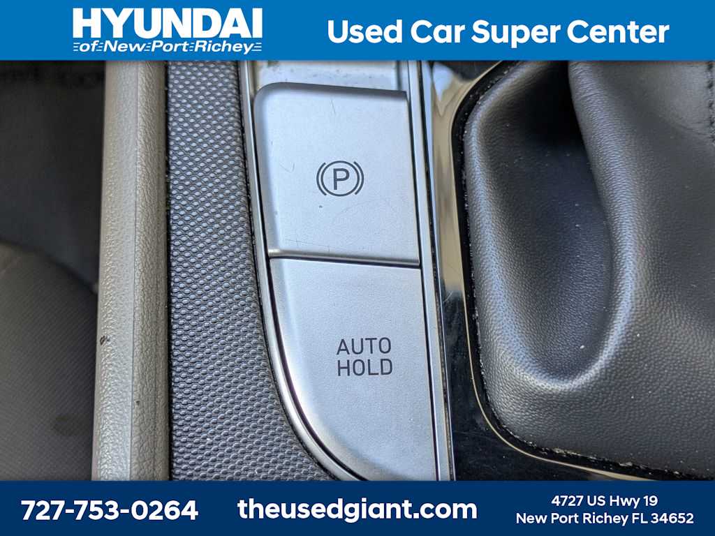 Thumbnail: 2024 Hyundai Elantra - 25