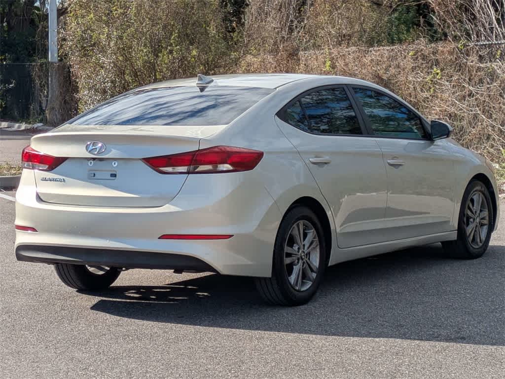 Thumbnail: 2017 Hyundai Elantra - 5