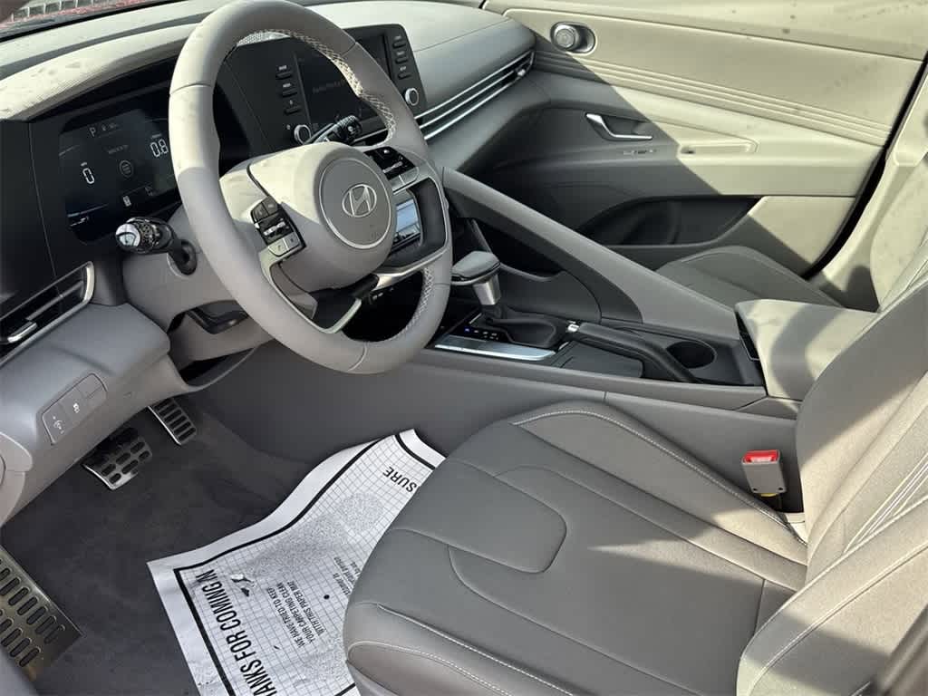 Thumbnail: 2025 Hyundai Elantra - 14