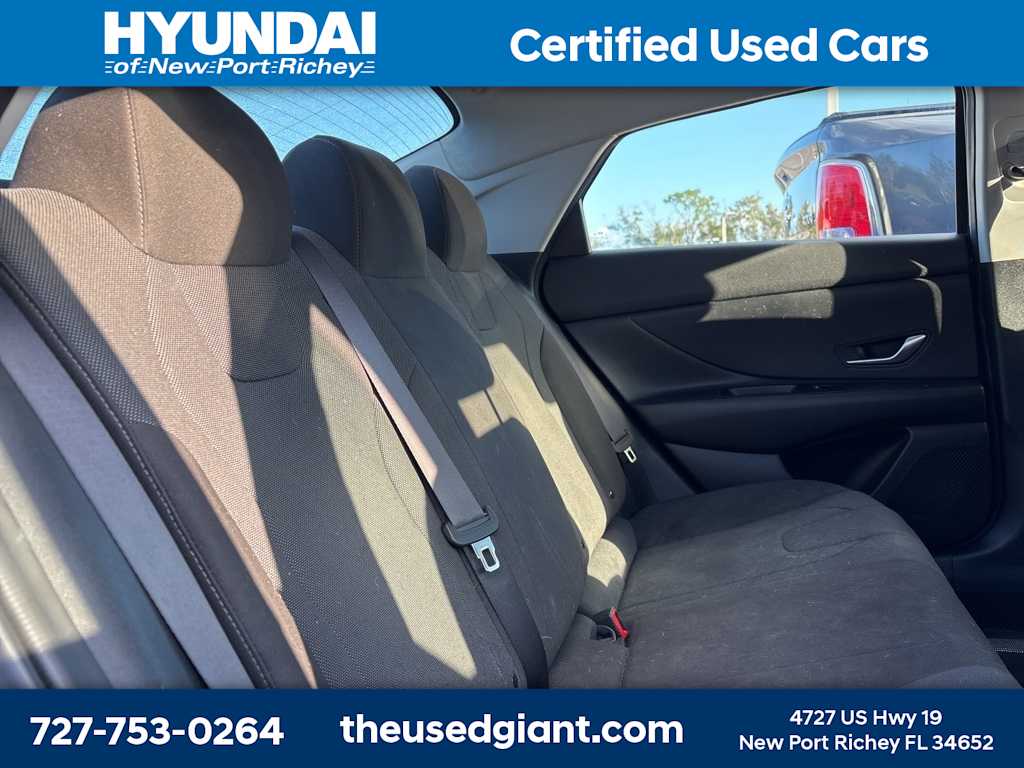 Thumbnail: 2023 Hyundai Elantra - 8