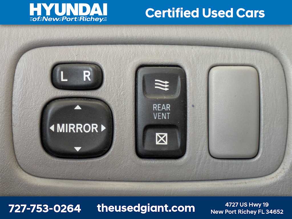 Thumbnail: 2006 Toyota Sienna - 29