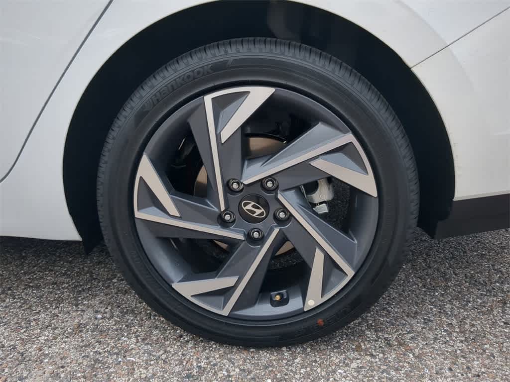Thumbnail: 2025 Hyundai Elantra - 13