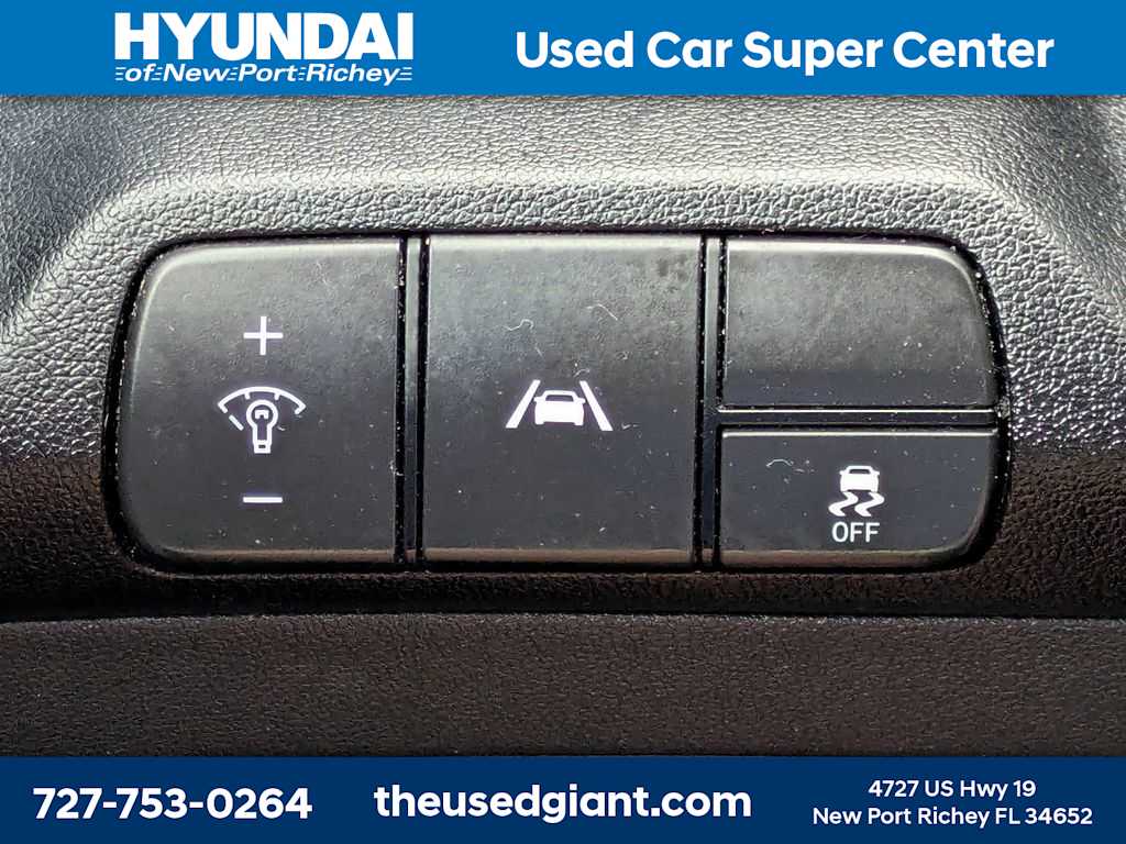 Thumbnail: 2023 Hyundai Elantra - 25