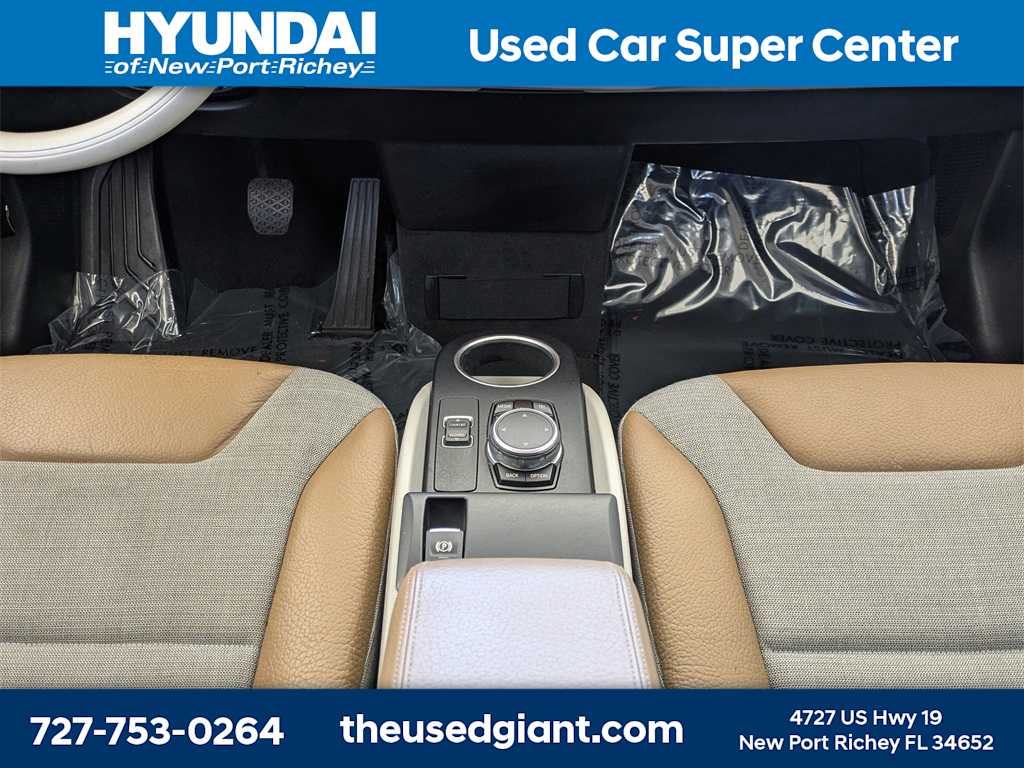 Thumbnail: 2015 BMW i3 - 21