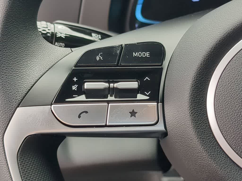 Thumbnail: 2025 Hyundai Elantra - 24