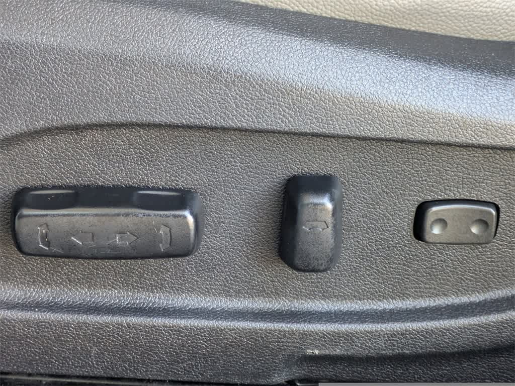 Thumbnail: 2014 Hyundai Sonata - 23