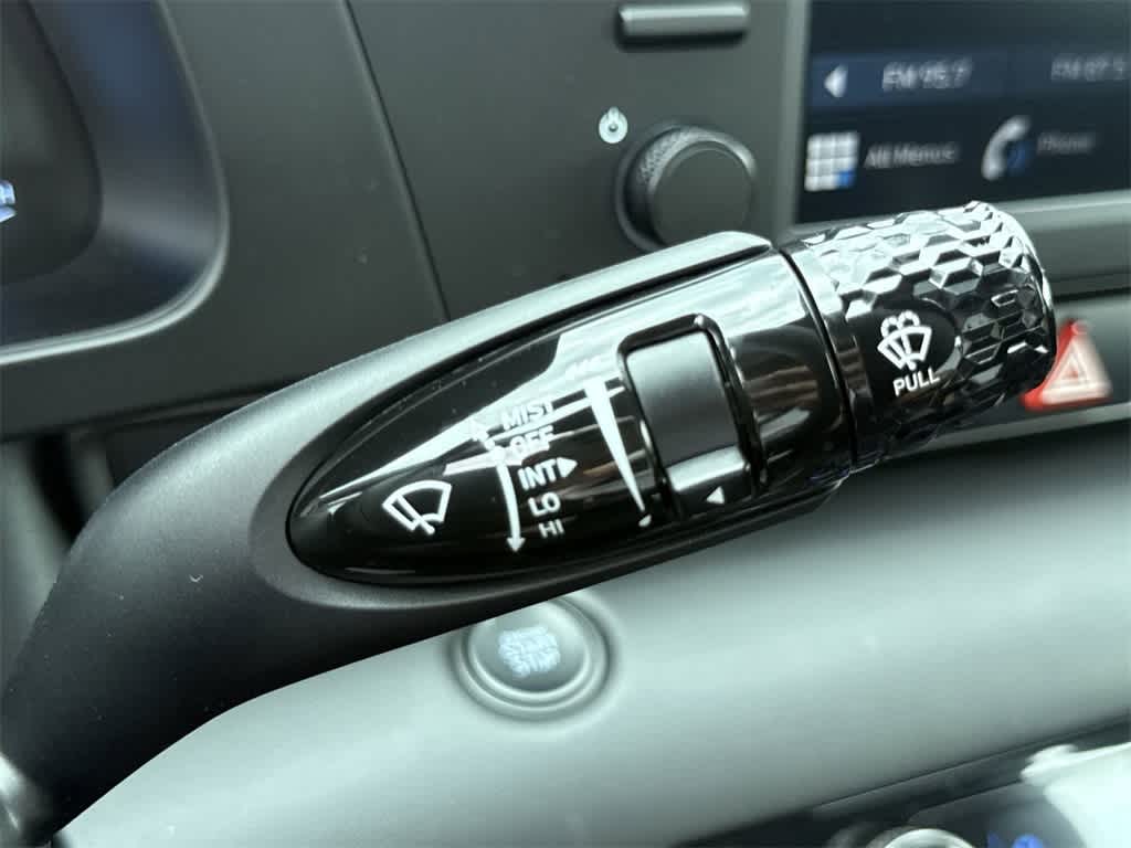 Thumbnail: 2025 Hyundai Elantra - 24