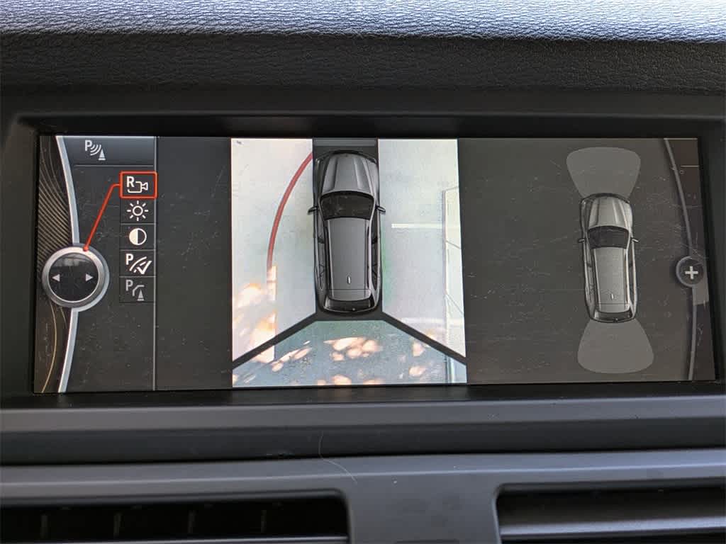 Thumbnail: 2012 BMW X5 - 26