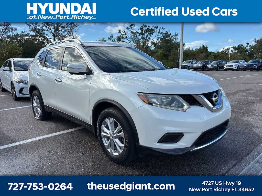 Thumbnail: 2015 Nissan Rogue - 4