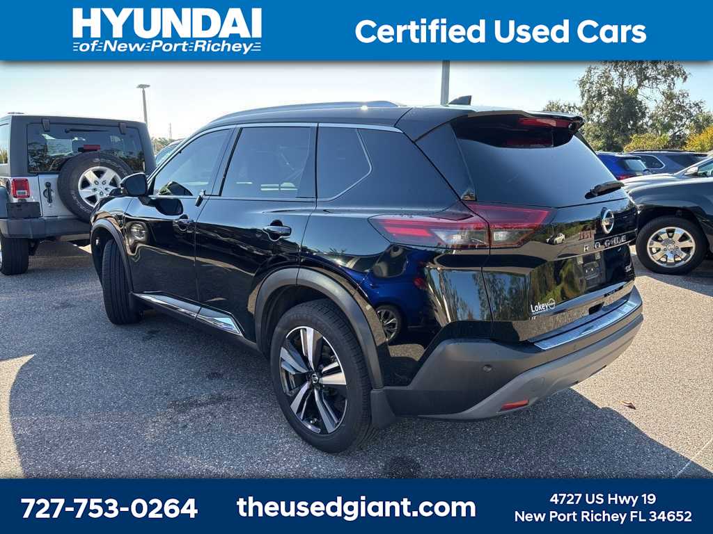 Thumbnail: 2021 Nissan Rogue - 2