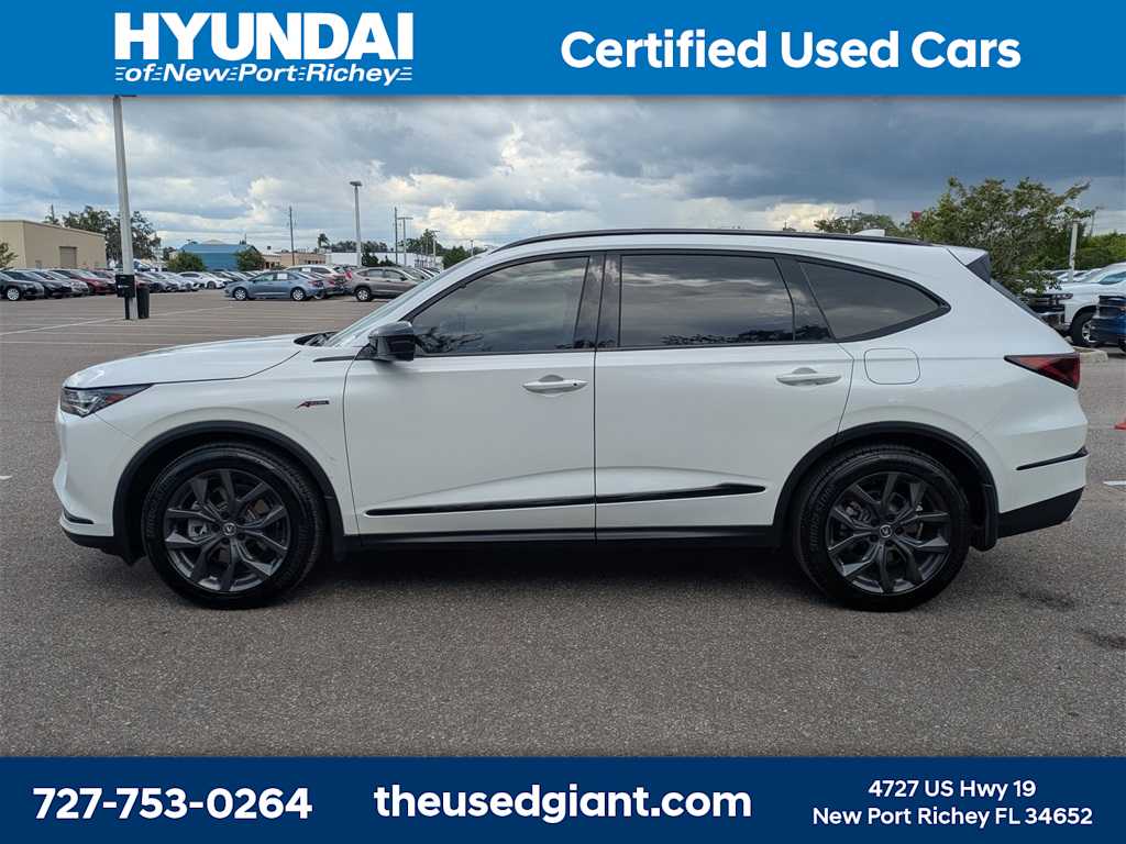 Thumbnail: 2022 Acura MDX - 2