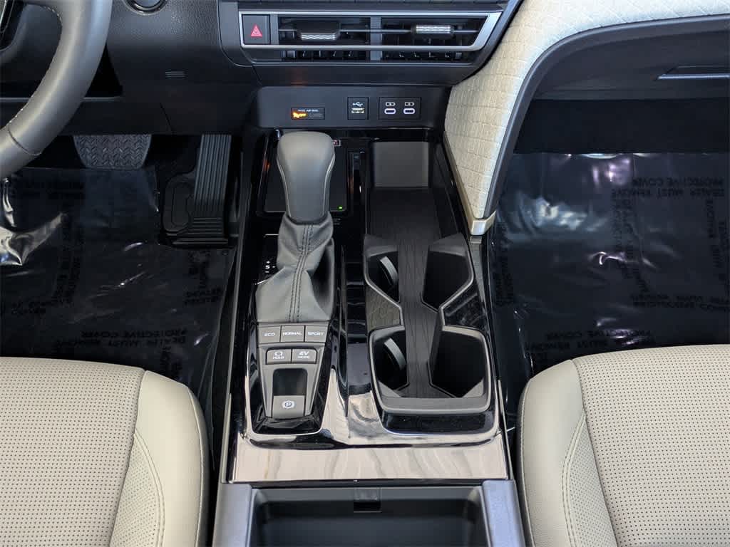 Thumbnail: 2025 Toyota Camry - 22