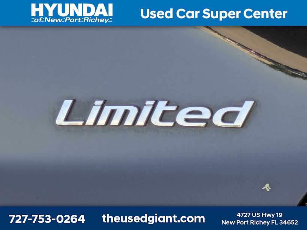 Thumbnail: 2015 Hyundai Sonata - 12