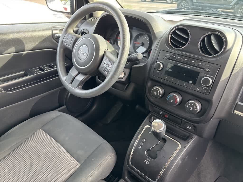 Thumbnail: 2013 Jeep Compass - 6