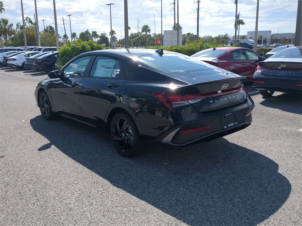 Thumbnail: 2026 Hyundai Elantra - 4