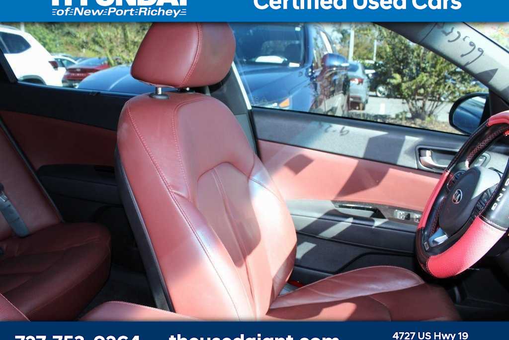 Thumbnail: 2016 Kia Optima - 9