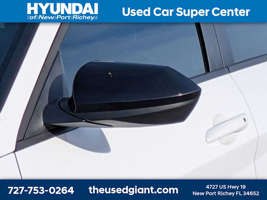 Thumbnail: 2025 Hyundai Elantra - 11