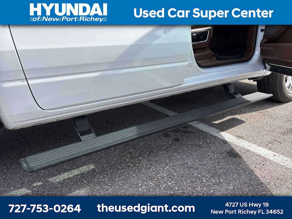 Thumbnail: 2021 RAM 1500 - 9