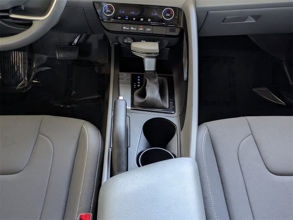 Thumbnail: 2024 Hyundai Elantra - 19