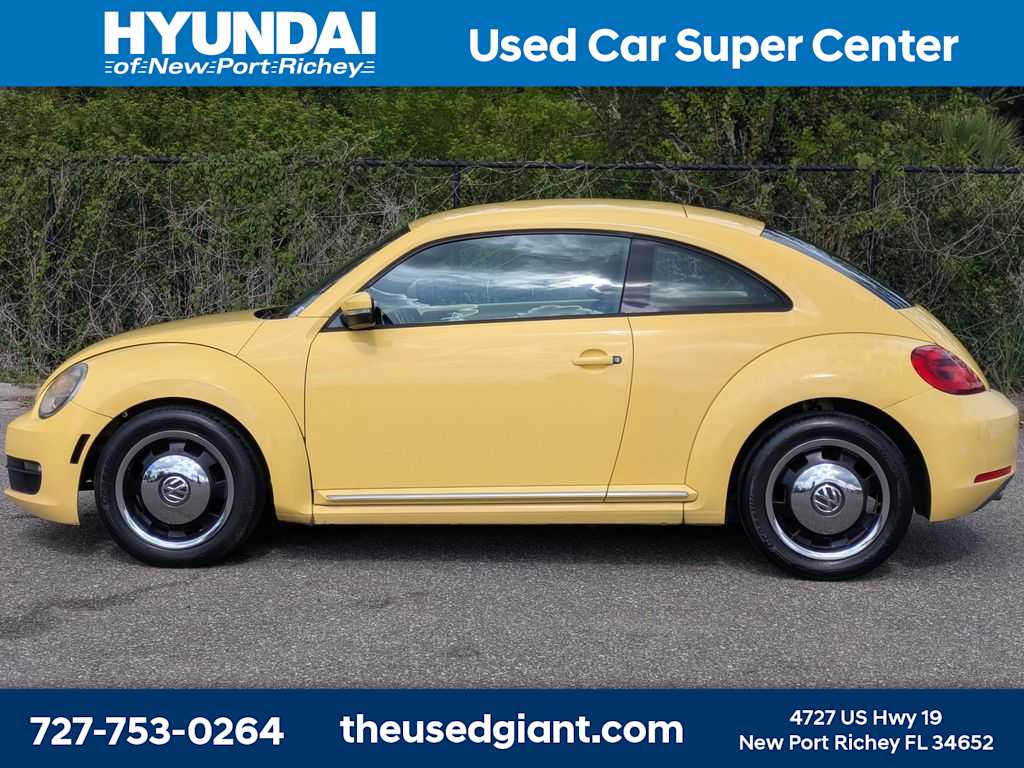 Thumbnail: 2012 Volkswagen Beetle - 2