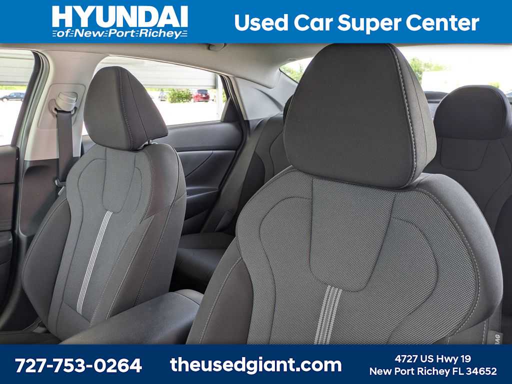 Thumbnail: 2023 Hyundai Elantra - 7