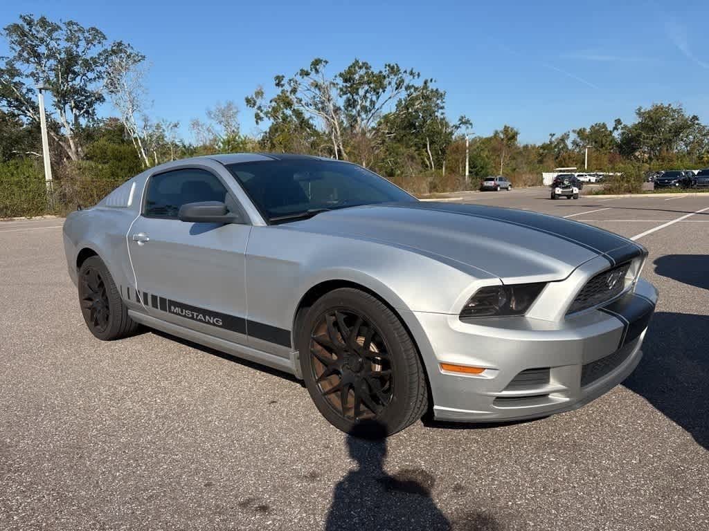 Thumbnail: 2014 Ford Mustang - 4