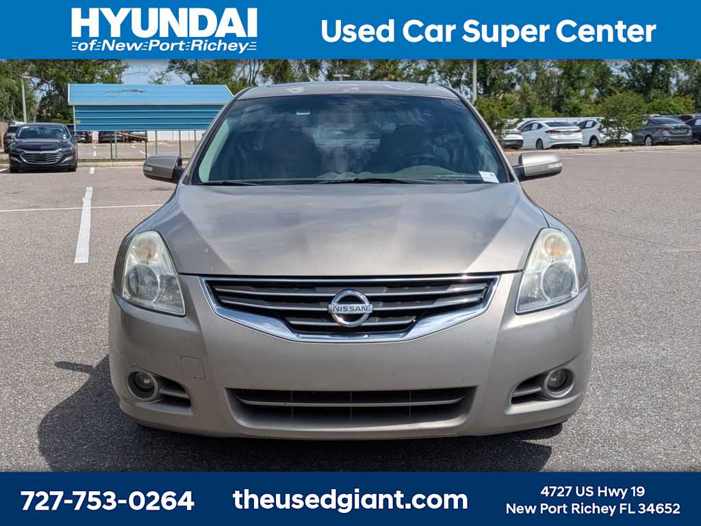 Thumbnail: 2011 Nissan Altima - 8