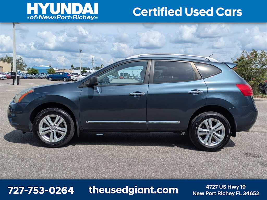 Thumbnail: 2015 Nissan Rogue - 2