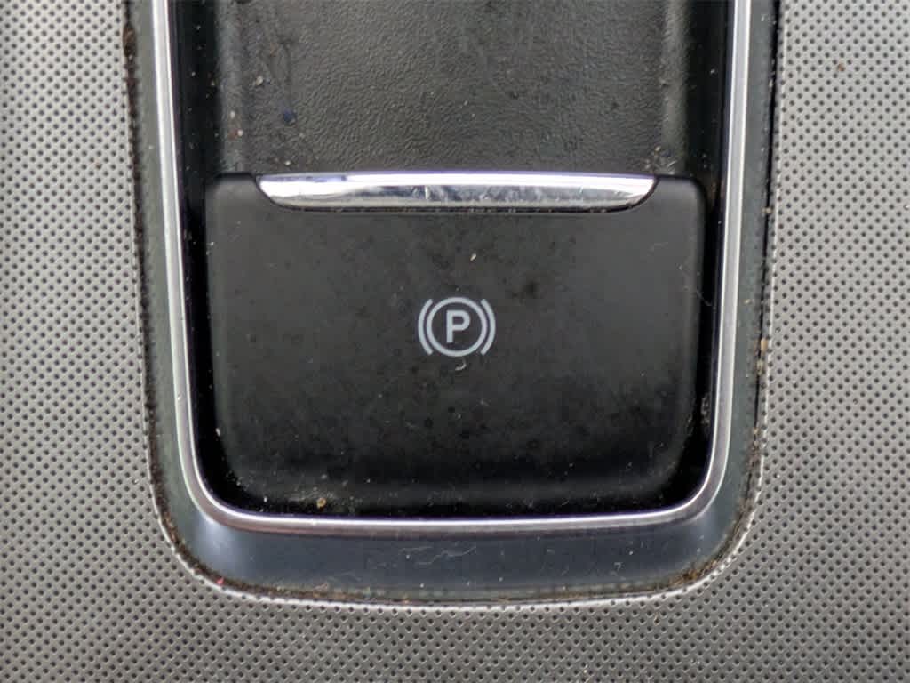 Thumbnail: 2023 Ford Edge - 30