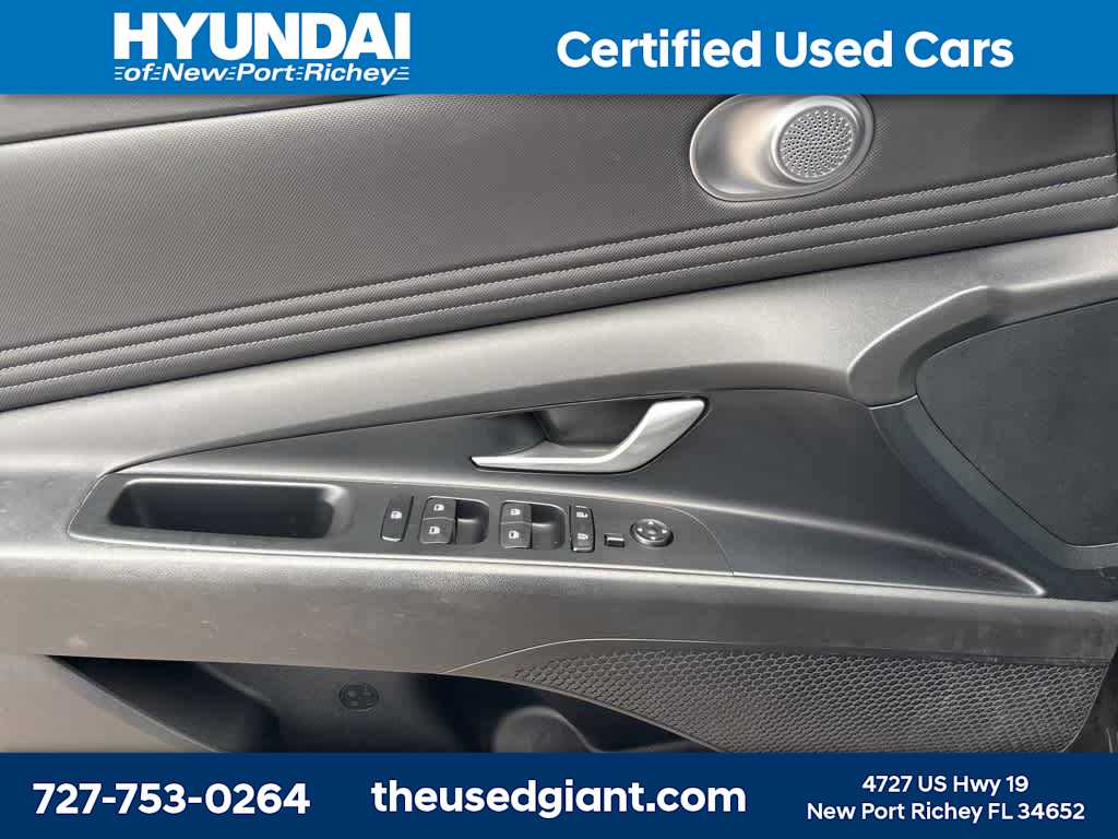 Thumbnail: 2023 Hyundai Elantra - 9