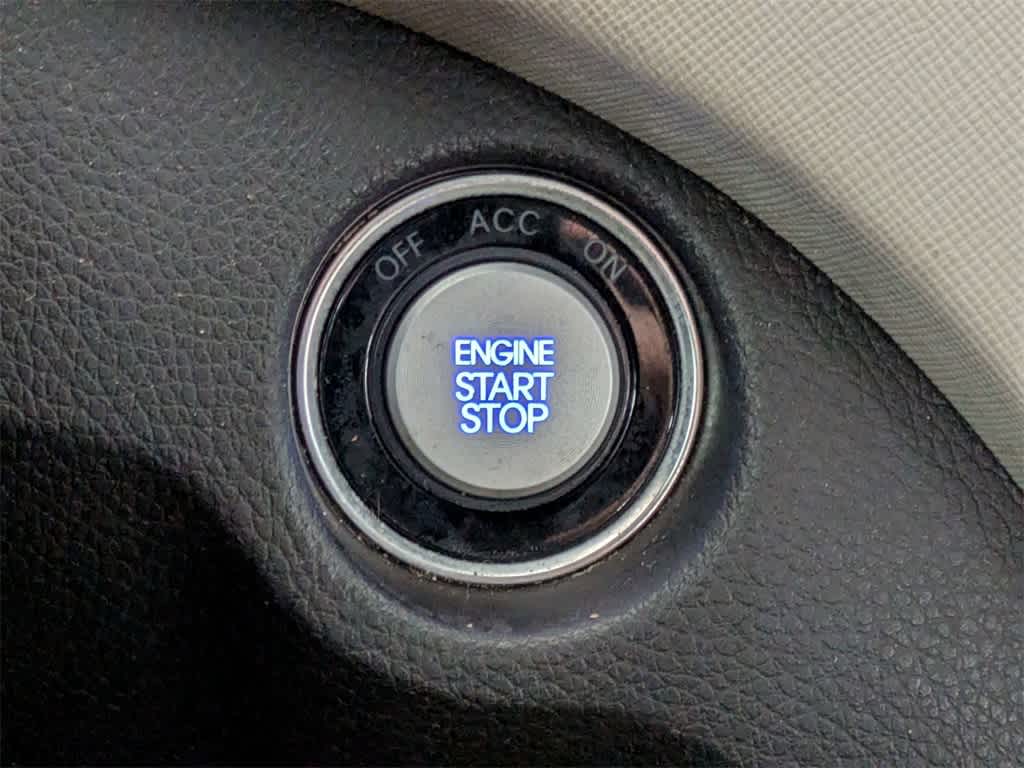 Thumbnail: 2017 Hyundai Santa Fe - 33