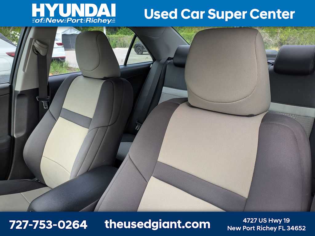 Thumbnail: 2012 Toyota Camry - 3