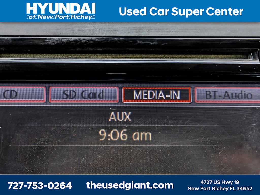 Thumbnail: 2013 Volkswagen CC - 23