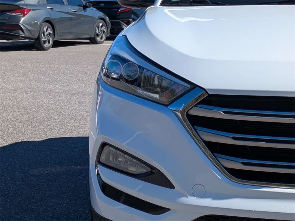 Thumbnail: 2018 Hyundai Tucson - 9