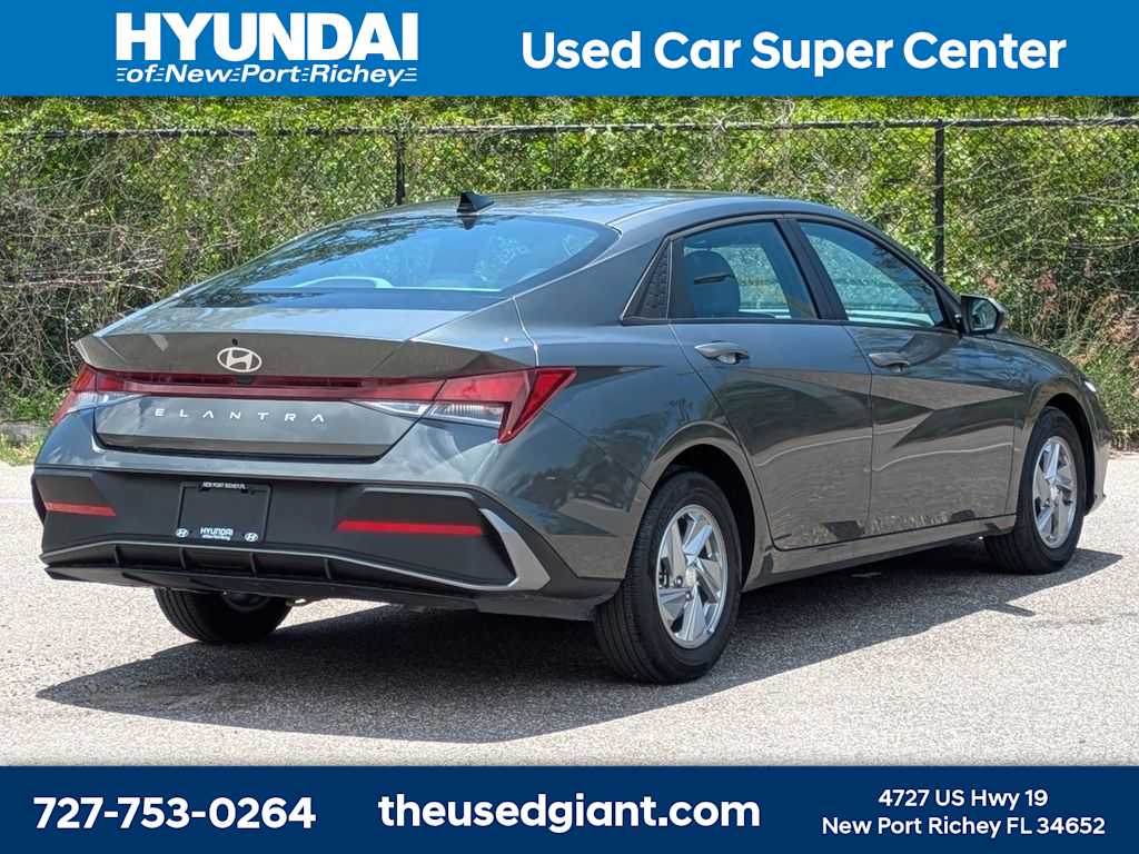 Thumbnail: 2025 Hyundai Elantra - 5