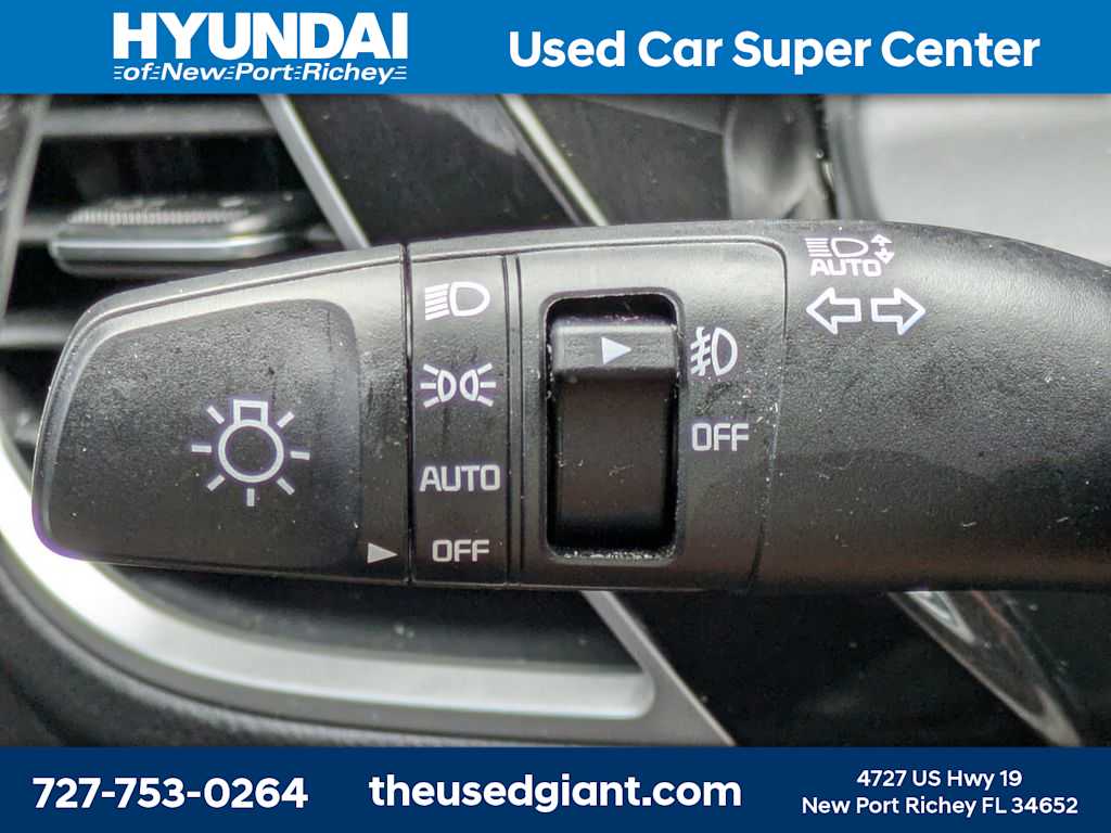 Thumbnail: 2025 Kia Seltos - 32