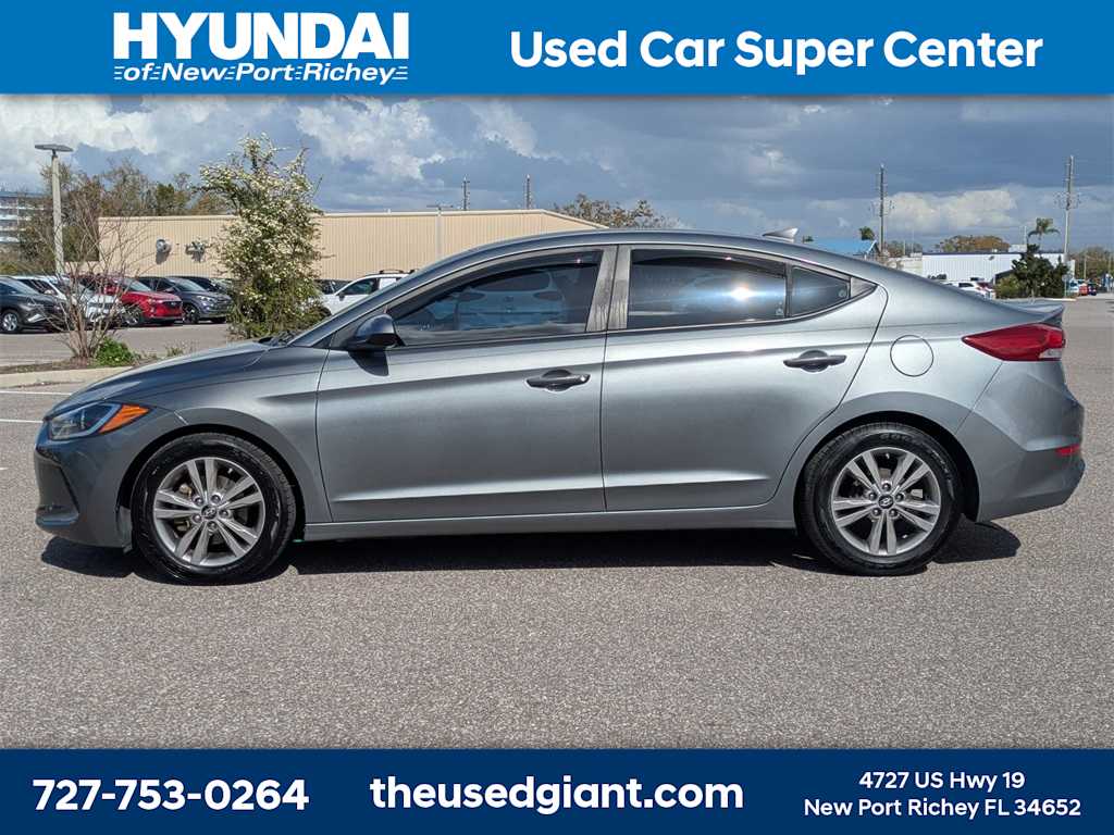 Thumbnail: 2017 Hyundai Elantra - 2