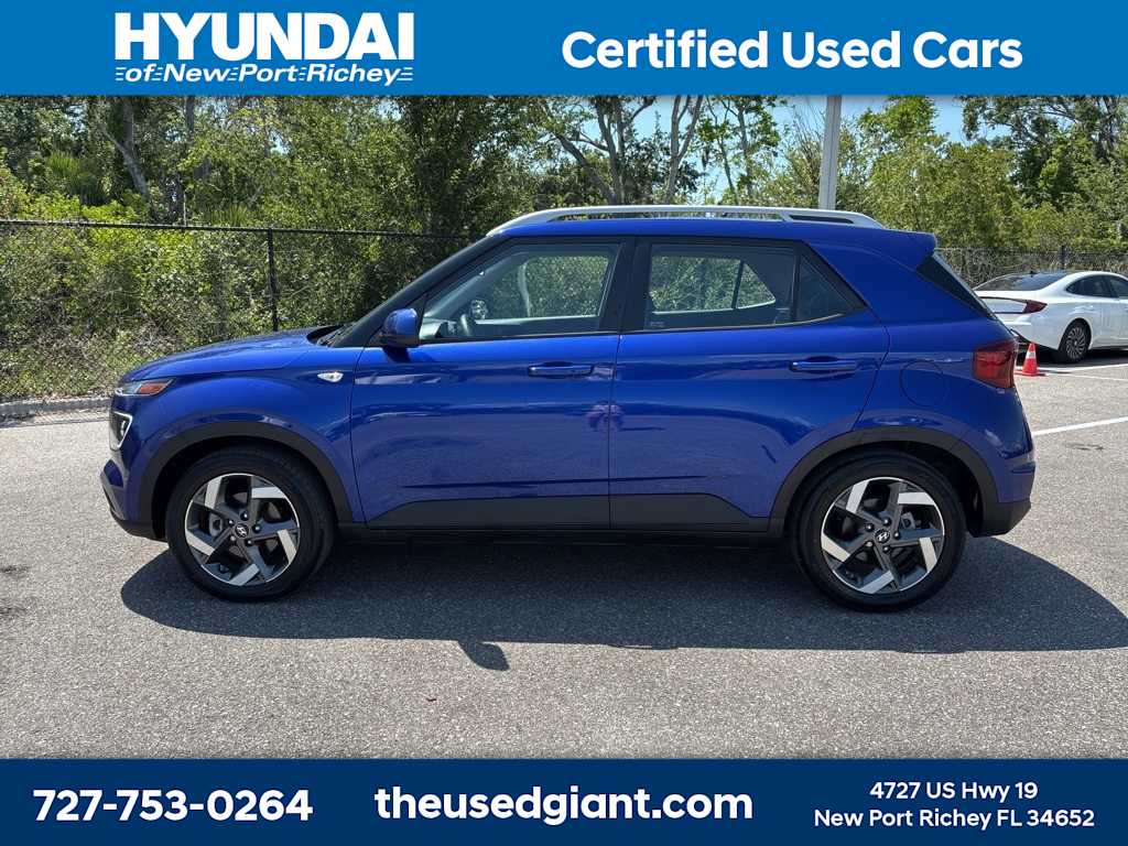 2022 Hyundai Venue Limited 2