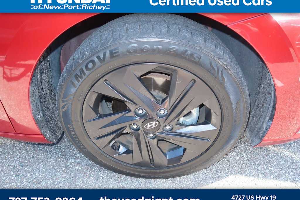 Thumbnail: 2021 Hyundai Elantra - 5